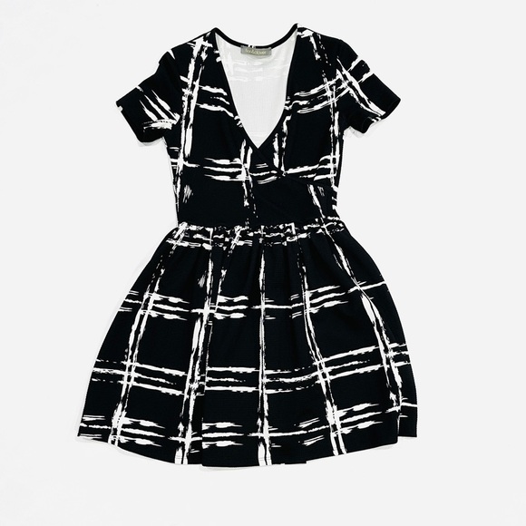 Finn & Clover Black & White Windowpane Plaid Cross Front Waffle Knit Dress - Picture 1 of 6